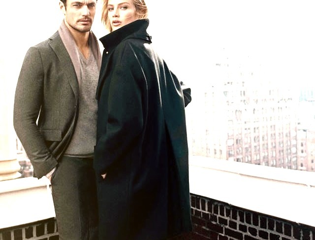 Cold weather is coming. Pass your coat to the beauty next to you.#Always a gentelman !